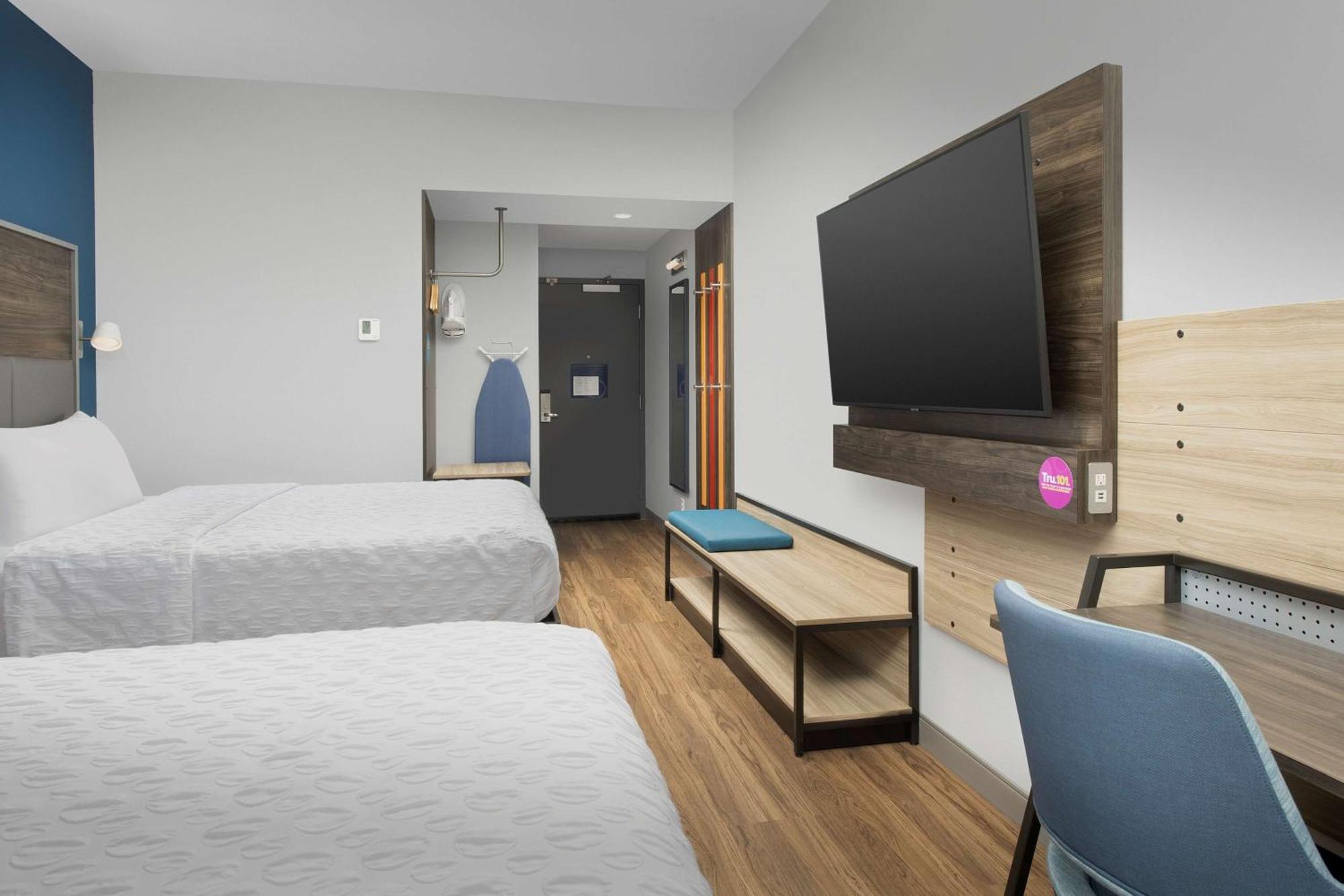 Tru By Hilton Charlotte Airport Lake Pointe Экстерьер фото