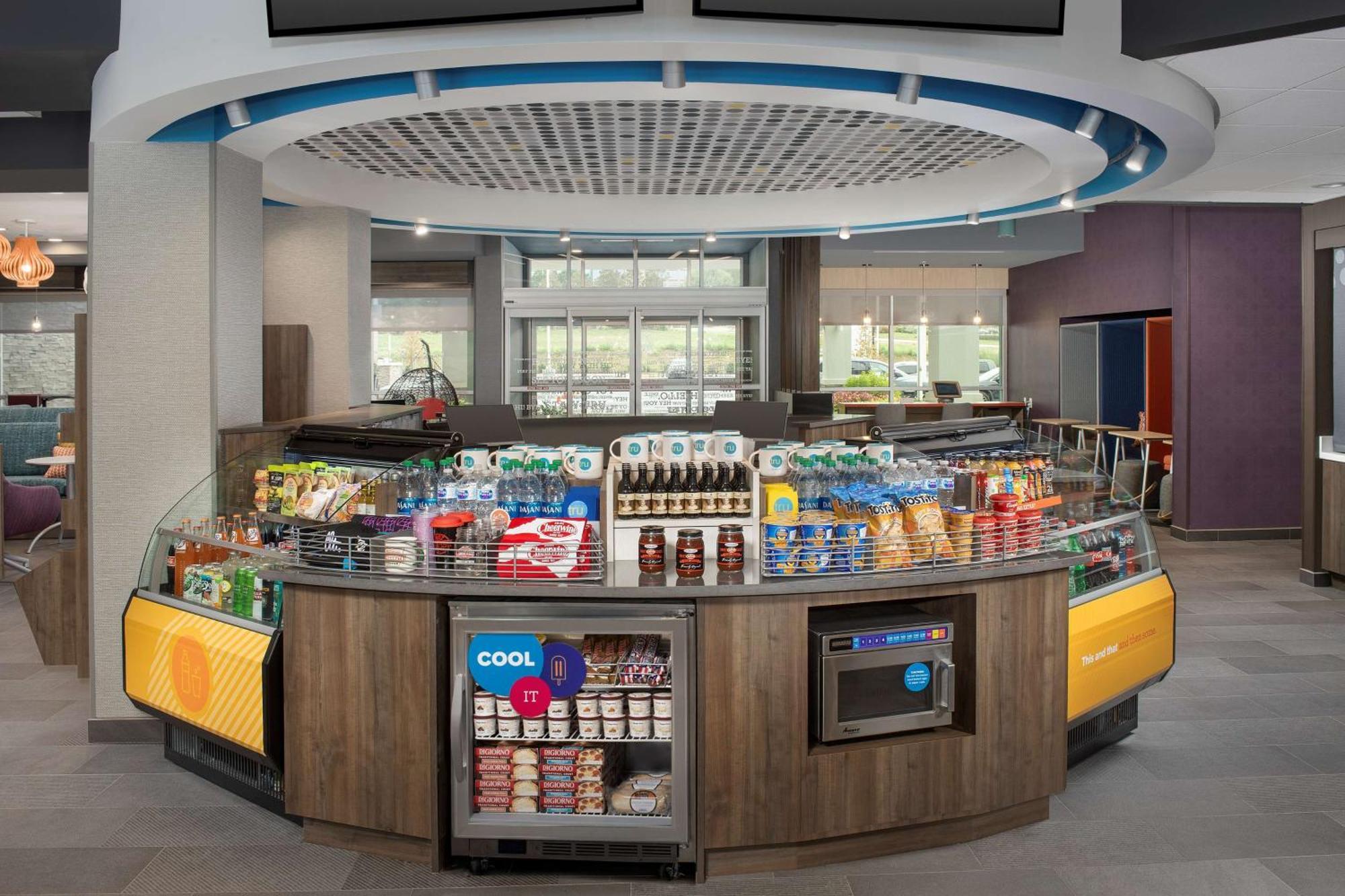 Tru By Hilton Charlotte Airport Lake Pointe Экстерьер фото