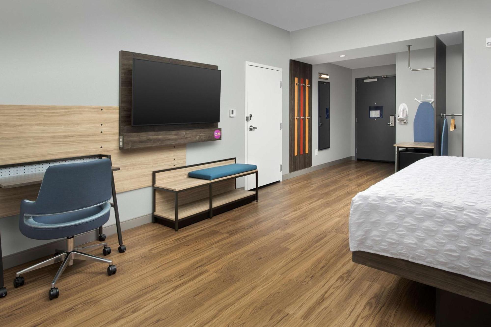 Tru By Hilton Charlotte Airport Lake Pointe Экстерьер фото